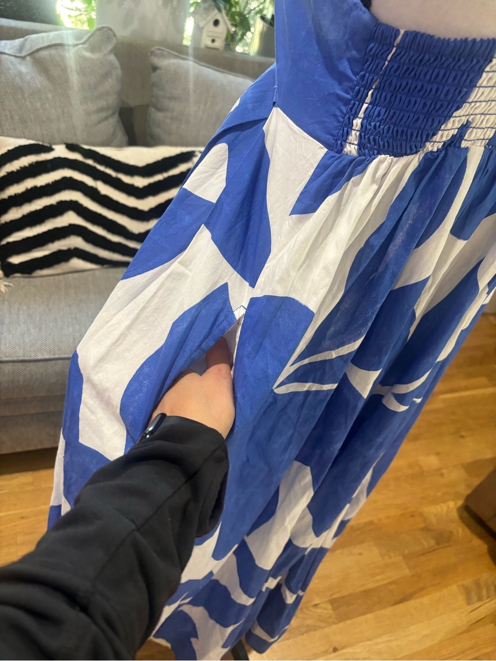 Anthropologie Blue and White Abstract Print Strappy Maxi Dress - Picture 3 of 10
